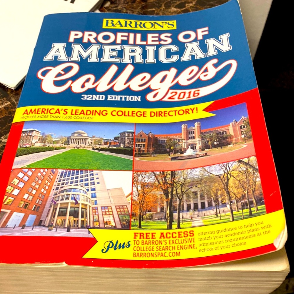 Profiles of American Colleges 2016 (Barron's Profiles of American Colleges)